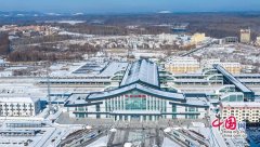 “轨”贯山河十万里 中国高铁“铸”传奇